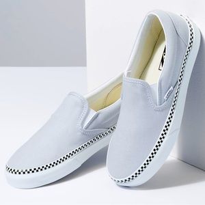 CLASSIC SLIP-ON SHOE -VANS